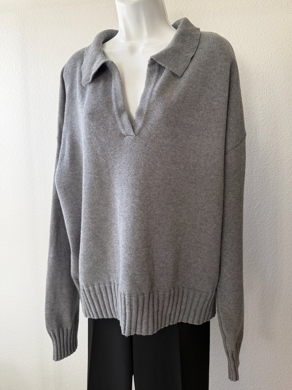 Rumored Delancey Knit Collared Sweater 
Size Medium